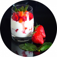 Vanillequarkcreme- Dessert mit frischen Erdbeeren (19)