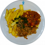 French Poutine „Pork’n Cheese“ Pommes frites getoppt mit Pulled Pork, Möhre und Chilli Cheesesoße (1,19,22,51,81) 