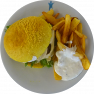 'Buffalo'-Burger mit Insektenpatty, Feta-Mayonnaise, Hummus, frische Rauke, Tomate und Gurke (3,9,15,19,21,22,23,49,50,81) dazu Steakhouse Pommes