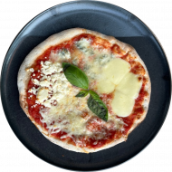 Pizza 'Quattro Formaggi' mit Gorgonzola, Hirtenkäse, Mozzarella und Gouda (19,22,49,81) 