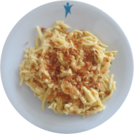 Hausgemacht: Käsespätzle mit Gouda und Röstzwiebeln (15,19,81) 