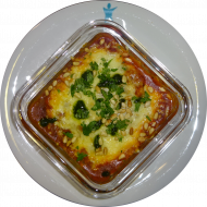 Gemüse-Maultaschen-Lasagne mit Tomaten-Sahne-Soße (81) und Gouda überbacken (19)