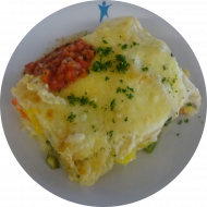 mensaVital: Weiße Lasagne mit grünem Spargel, Pastinaken, Möhren und einer Tomaten-Bärlauch-Salsa (15,19,81) +Aktion: 1 Flasche Marx-Städter-Radler 0,33l incl.Pfand für 1,00/1,10/1,30