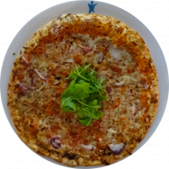 Pizza 'Tonno' mit Tomatensoße, Thunfisch, weißen Zwiebeln und knusprigem Mozzarella überbacken (16,19,56,81)