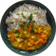 Kokos-Kürbis-Curry mit Kartoffeln, Kichererbsen und Koriander (3,49,74) dazu Basmatireis