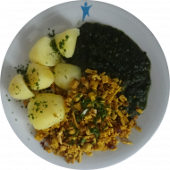 Rührtofu mit Schnittlauch (2,18,81), Spinat (81) und Petersilienkartoffeln