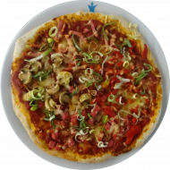 Pizza 'Quattro Stagioni' mit Schinken, Paprika, Salami, Champignons und Käse (1,2,3,19,21,22,49,51,81)