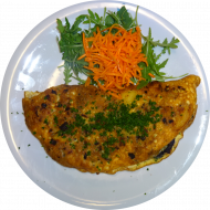 deftiges Bauernfrühstück mit gebratener Wurst und Zwiebeln dazu kleine Salatgarnitur (1,2,3,8,15,22,46,51)