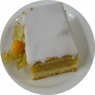 hausgemachter gedeckter Apfelkuchen (15,19,81)