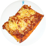 Pizza 'Bolognese' (mit Hackfleisch, Tomaten u. geriebenem Gouda) (1,19,21,51,81)