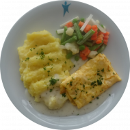Omelette natur (15,19) an Kräuter-Creme fraiche-Soße (19,81) und Sommergemüse dazu hausgemachtes Kartoffelpüree (19)