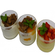 täglich eine Auswahl von hausgemachten leckeren Desserts 