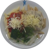 Pastabar (81) mit Kichererbsenbolognese (21,49,81) oder Waldpilzsoße (19,81) mit geriebenem Gouda (19) oder Reiberei (1) und buntes Gemüse