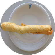 Heute als Menüzugabe: Börekstange mit Käse und Spinat (15,19,52,81)