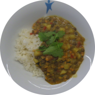 Kleine Portion: Indisches Dal - aromatisches Linsen-Kartoffel-Curry mit frischer Minze (2,3,18,81) dazu Jasmin-Duftreis
