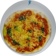 Pizza 'V-argherita' mit Tomatensoße und Reiberei (1,2,81)