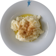 Milchreis mit zerlassener Butter, Zucker und Zimt (19)