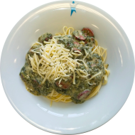 Fussili (81) und Pastasoße 'Popeye' mit gebratenen Rauchwurstscheiben in einer leicht scharfer Sahne-Spinatsoße (2,3,4,8,19,22)