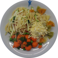 Pastabar (81) mit Champignon-Senf-Soße (19,22,81) oder Sauce Napoli (81) dazu geriebener Gouda (19) oder Reiberei (1) und buntes Gemüse