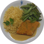 Knusperschnitte 'Hongkong' (81) an Soja-Wasabi-Soße (18,19,22,81) dazu sautierte Zuckerschoten und geschwenkter Chilireis
