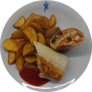 Streetfood aus aller Welt: Mexikanischer Burrito mit Pute, Cheddar, Bohnen, Mais und Chilisoße (1,19,54,81) dazu Kartoffelwedges
