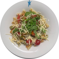 Pastaabend: Fusilli mit Favabohnen, Paprika und Pinienkernen (17,81) mit Tomaten-Thymian-Oreganosoße (81) dazu geriebenen Gouda (19)