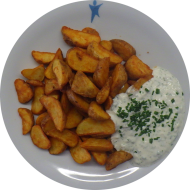 Gebackene Kartoffelspalten mit Kräuterquark und frischem Schnittlauch (19)