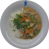 Kleine Portion: Gebratener Spargel 'Thai Style' mit Karotten, Champignons, Paprika und Zuckerschoten (2,3,17,18,49) dazu Jasmin-Duftreis