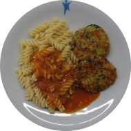 Gerstoni-Käse-Puffer mit Gemüse (2,3,15,19,21,24,83) mit Tomaten-Kräuter-Soße (81) dazu Spirelli (81) und frische Melone