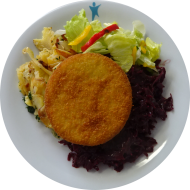 Sellerie-Schnitzel (21,81) mit Rotkraut Chutney (22,49) dazu Kräuter-Bratkartoffeln und kleiner Eisberg-Paprikasalat