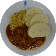 Schweinegulasch (3,21,81) dazu Sauerkraut mit Speck und Hefeknödelscheiben (15,19,81)