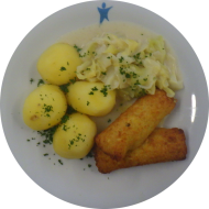 2 Kartoffeltaschen mit Frischkäsefüllung (19) auf Rahmspitzkohl (19,81) dazu Petersilienkartoffeln