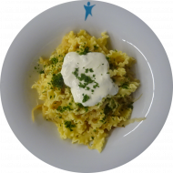 Bayrische Krautnudeln dazu Kräuter-Creme-Fraiche (1,15,19,81) Bayrische Krautnudeln dazu Kräuter-Creme-Fraiche (1,15,19,81)