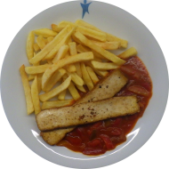 Gebratenes Räuchertofusteak (2,18,81) mit Paprika-Letscho-Soße (3,9,22,81) dazu Pommes frites und frisches Obst