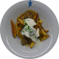 Kleine Portion: Schupfnudel-Kürbis-Pfanne mit Hirtenkäse dazu Petersilien-Quarkdip (15,19,81)