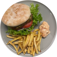 Sie können aus 5 verschiedenen Burgervariationen wählen. Heutige Tagesempfehlung: Rösti Burger mit gegrillter Aubergine, Tomate, Eisberg und Guacamole (1,2,9,22,81,83,84) dazu als Menüoption Pommes und House-Dip (9,22)