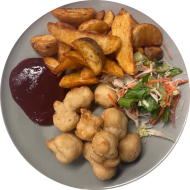 Grillabend: Blumenkohlnuggets im Backteig (15,81) an BBQ-Dip (9,21) dazu Kartoffelspalten und Salatgarnitur