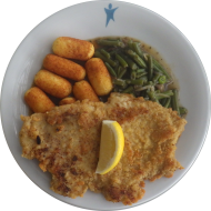 Sächsisches Schnitzel mit würziger Senfpanade (15,22,81) an Thymianjus dazu Pilzbohnen (1) und Kroketten (81)