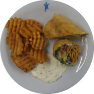 Wrap 'Caprese' mit Tomate, Mozzarella, Rucola und Basilikum gefüllt (19,81) dazu Gitterkartoffeln