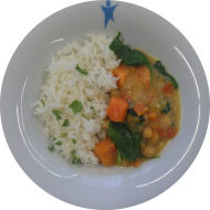 Kleine Portion: Süßkartoffelcurry mit Kichererbsen, Blattspinat, Tomate dazu Duftreis (3,18,49)