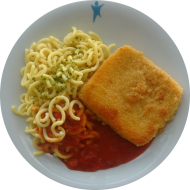 Hausgemachtes Käseschnitzel (15,19,81) dazu Gabelspaghetti (81) mit 'Sauce Napoli' (81) 