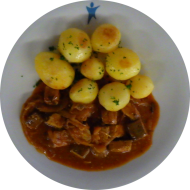 Tofugulasch nach Szegediner Art dazu Kräuterkartoffeln (18,24,81)