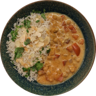 'Kichererbsen-Kokos-Korma' mit Tomaten, Chili und Ingwer (49) dazu Mandelreis
