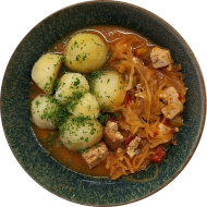 Tofugulasch nach Szegediner Art mit Kräuterkartoffeln (18,24,81)