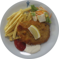 Sächsisches Schnitzel in würziger Senfpanade (15,22,81) dazu frittierte Kartoffelstäbchen rot-weiß (9,15,19,81) und Salatgarnitur