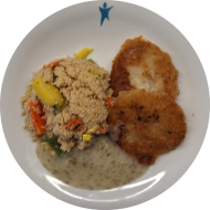 Hausgemachtes Kohlrabischnitzel (3,81) an Dillsoße (1,81) dazu bunter Gemüse-Couscous (81)