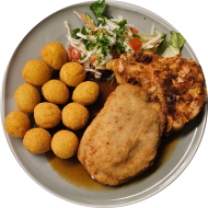 Schnitzelabend: Schweineschnitzel 'Cordon bleu' (2,3,15,19,81) o. hausgemachtes Hähnchenbrustfilet in Mandelkruste (15,71,81) an Bratensoße (81) dazu Kartoffelbällchen (81) und Salatgarnitur