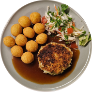 Schnitzelabend: Blumenkohlschnitzel (1,3,21,81) an Bratensoße (81) dazu Kartoffelbällchen (81) und Salatgarnitur