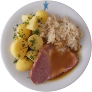 Deftiger Kasslerbraten (2,3,21,51,81) mit Sauerkraut und Petersilienkartoffeln