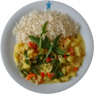 Vegan: Kartoffel-Gemüse-Curry mit Kokosmilch, Chili und Koriander (2,18), Basmatireis